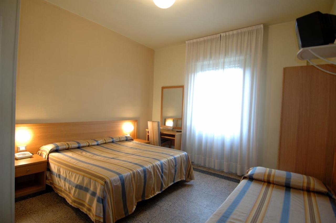 Hotel Moderno Pisa Camera foto