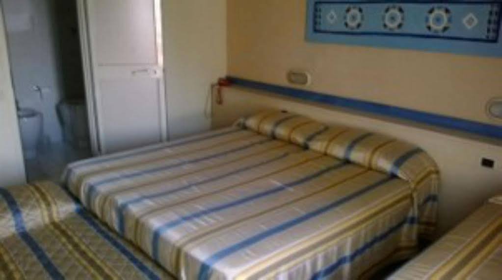 Hotel Moderno Pisa Esterno foto