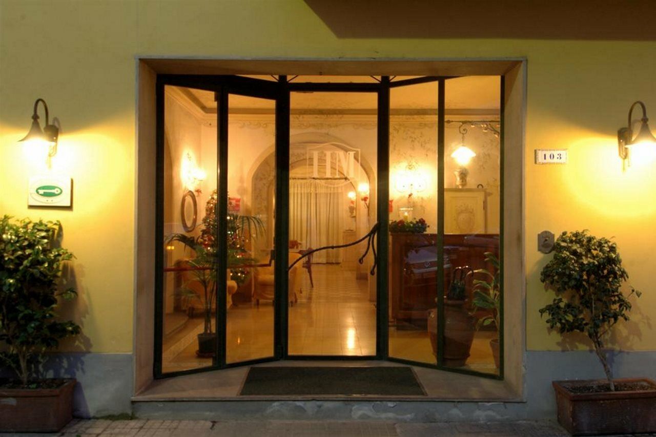 Hotel Moderno Pisa Esterno foto