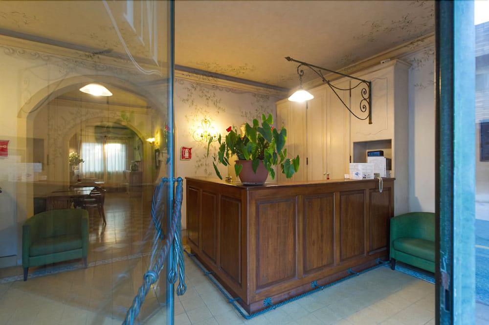Hotel Moderno Pisa Esterno foto