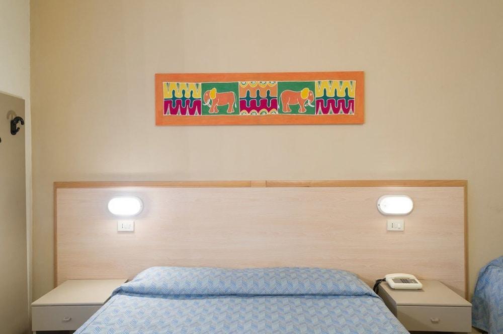 Hotel Moderno Pisa Esterno foto