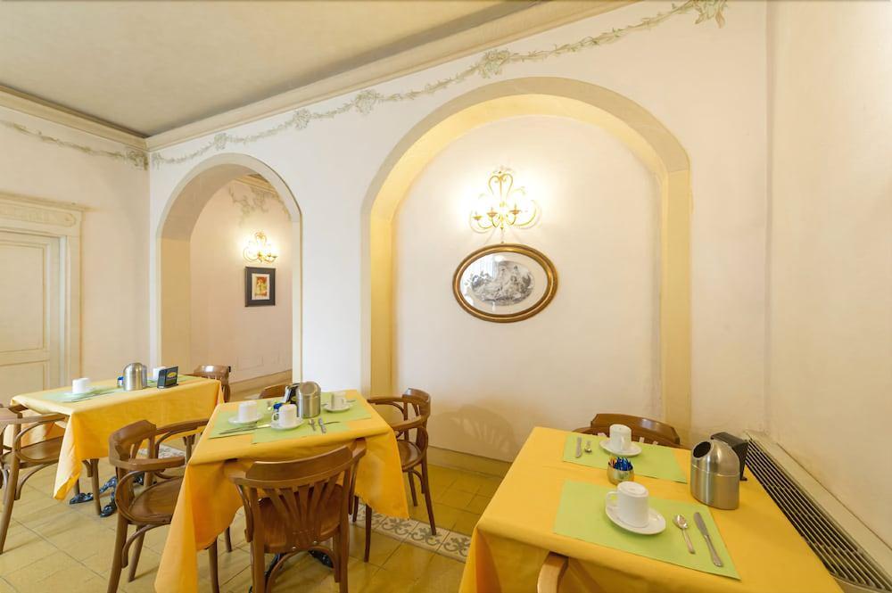 Hotel Moderno Pisa Esterno foto